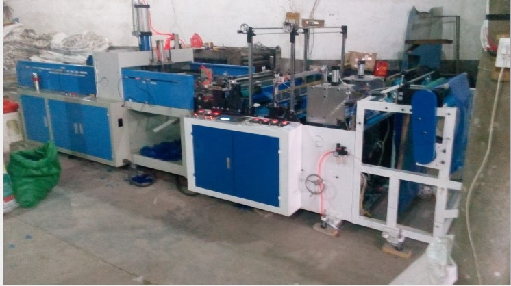 湖南全自動(dòng)方底袋制袋機(jī)，高速制袋機(jī)，高速方底袋制袋機(jī)